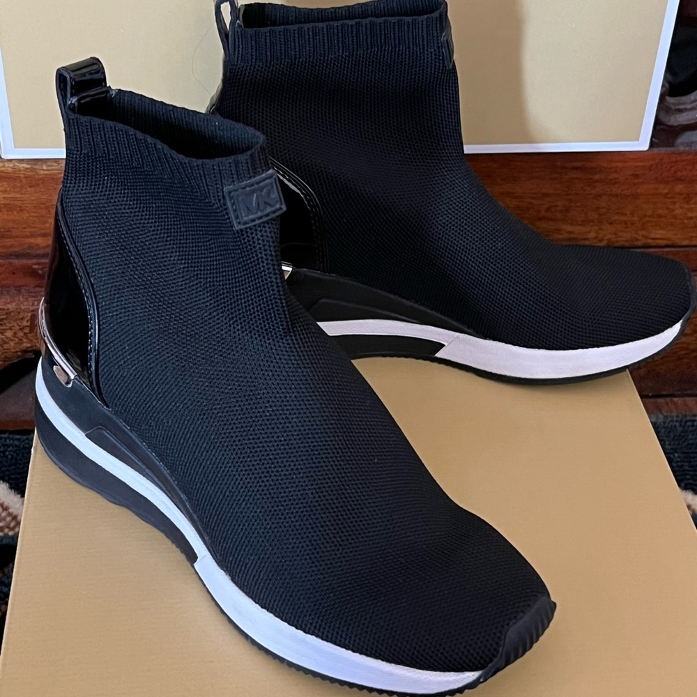 Michael Kors Black Skyler Stretch Knit Sock High Top Bootie Sneakers Size 6.5! - Picture 5 of 12